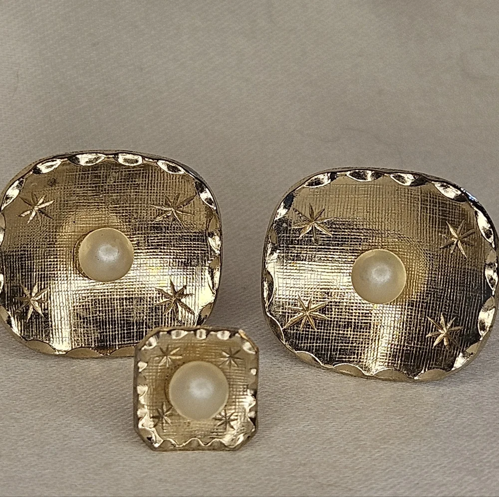 Gold and Pearl Cuff Links